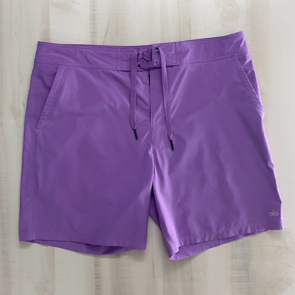 ALO men’s purple swim shorts trunks workout vacation travel 2XL